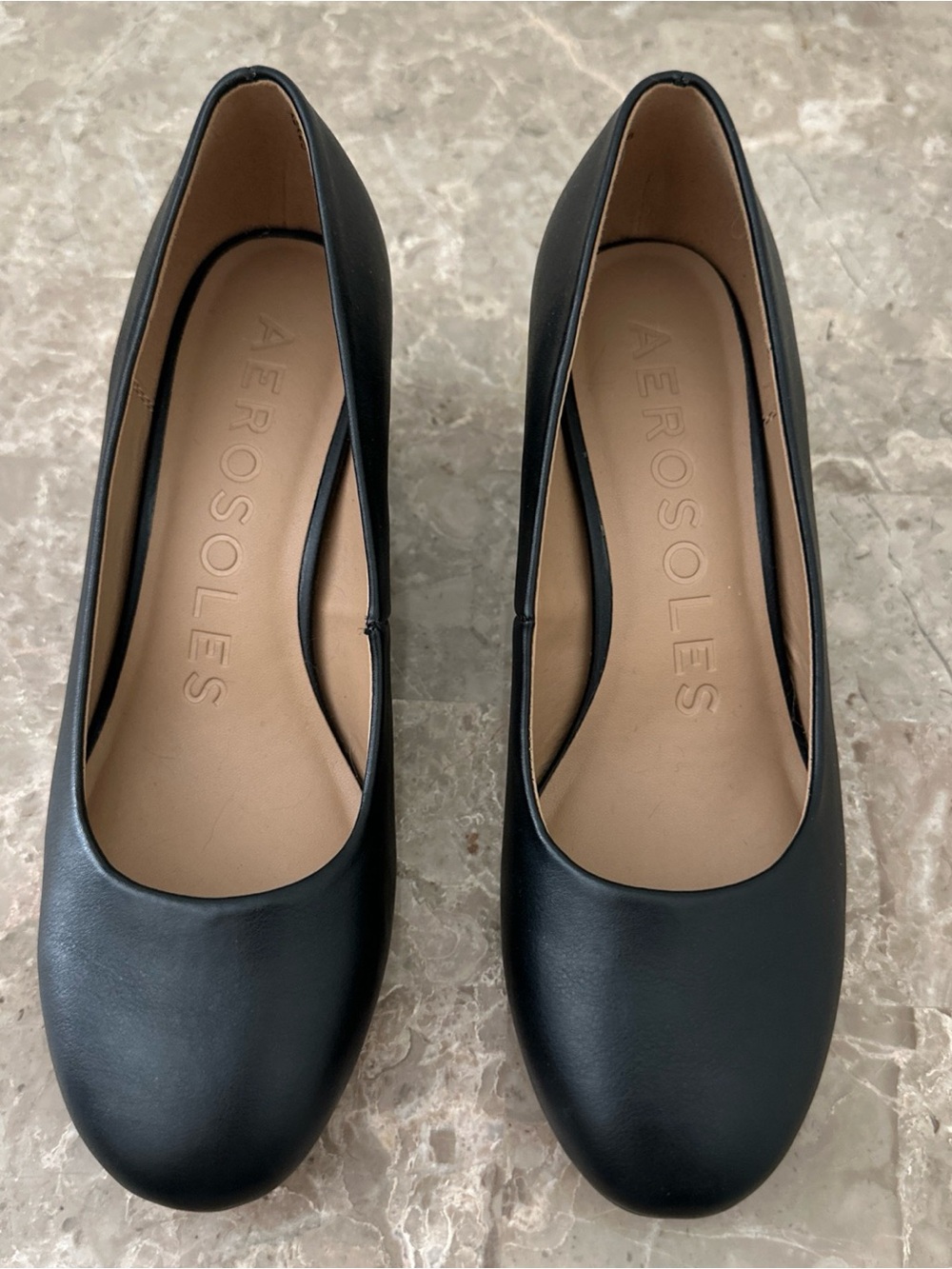 Aerosoles Women's Size 7 M Dress Shoe Black round toe faux leather